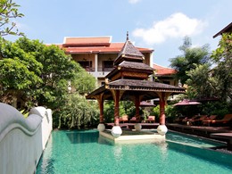 La piscine du Puripunn situé en Thailande