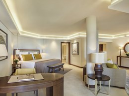 Family Palm Suite