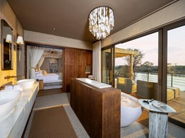 Salle de bain avec vue