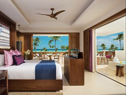 Preferred Club Master Suite Plunge Pool Ocean Front