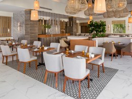 Le restaurant élégant La Riviera