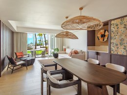 Hibiscus Signature Beachfront Suite