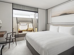 Tower Wing Deluxe Family