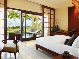 Junior Suite Oceanfront 