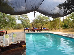 Rafraîchissez vous dans la piscine du Siwandu en Afrique