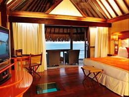 Superior Horizon Overwater Bungalow