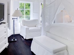 Superior Luxury Sugar Mill Room