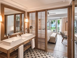 Deluxe Sea View Room