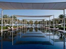 La piscine de l'hôtel The Chedi à Oman