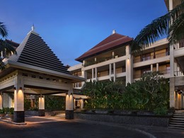 L'entrée de l'hôtel The Legian situé à Bali