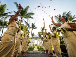Mariage à l'hôtel The Legian à Bali