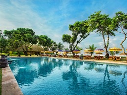 La piscine de l'hôtel The Oberoi à Bali