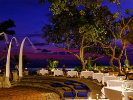 Le buffet de l'hôtel The Oberoi situé à Bali