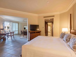 Colonial Garden View Junior Suite