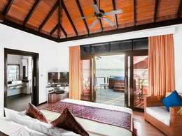 Sunset Horizon Water Villa