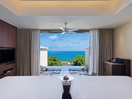 Premium Ocean Pool One Bedroom Suite