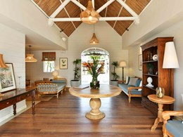 Le lobby de l'hôtel, au décor typiquement mauricien 