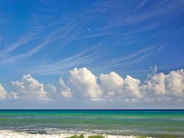 La plage de l'hôtel Viceroy Riviera Maya au Mexique