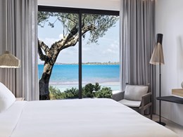 WOW Beachfront Infinity 2-Bedroom Suite