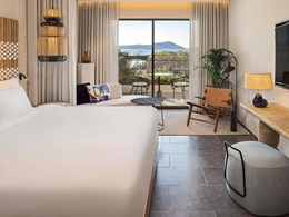 Deluxe Bay View Guest Room, Partial Sea View