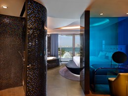 Mega Suite Connecting 