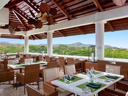 Le restaurant Cauri, avec vue sur le golf