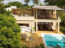 Garden Luxury Five-Bedroom Villa