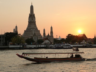 Bangkok par ses canaux, et balade en tuk tuk