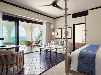 Premium Beachfront Room (lit king)