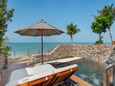 Beachfront Pool Villa du Casa De La Flora à Khao Lak