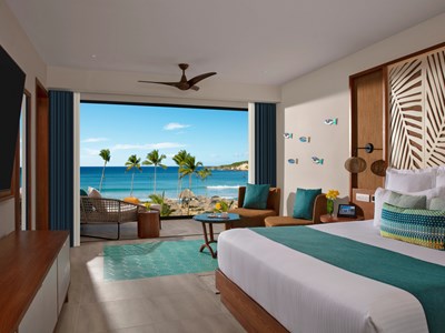 Preferred Club Master Suite Ocean Front - Adult Only
