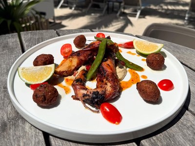  Eden Beach Restaurant