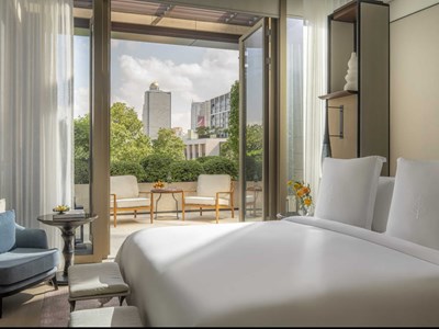 Four Seasons Balcony Suite