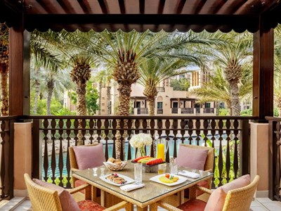 Palm House Lagoon Room