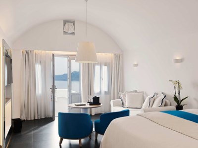 Honeymoon Suite with Jetted Tub - Pelagos House