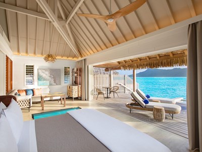 Lagoon Overwater Villa & Pool