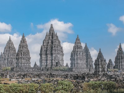 Les temples de Prambanan à vélo