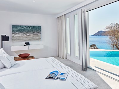 Grand Executive Sea View Suite With Private Pool