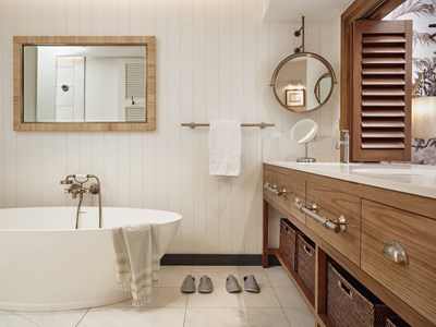 La salle de bain de la Suite Junior Prestige