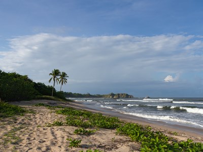 La Playa Pelada
