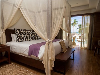 Preferred Club Bungalow Suite Swim-Out Ocean Front
