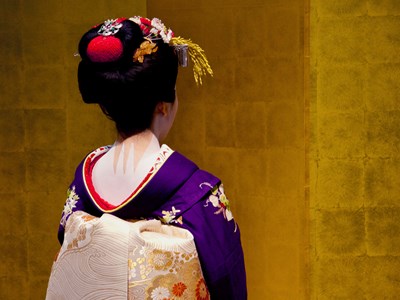 Soirée avec une Geisha dans un bar local de Gion 