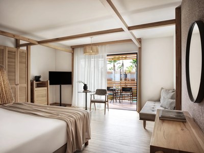 Premium Room with Pool View and Steam Bath