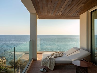 Ocean Suite with Ocean View and Bathtub