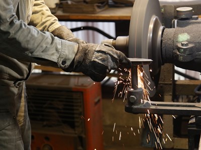 Découverte & fabrication d'un couteau dans une forge traditionnelle à Sakaï 