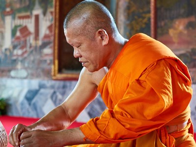 Visite des temples et moment d'échange avec les moines