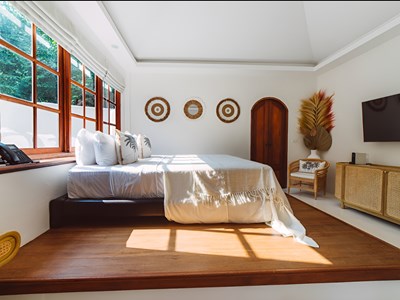 Sea View Tropical Suite (Partial Sea View)