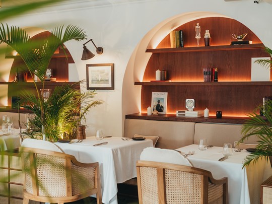 Saveurs délicates et atmosphère feutrée à table