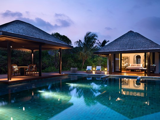 Deluxe Beach Pool Villa