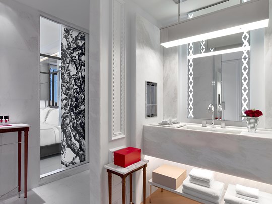 Baccarat Hotel New York, Grand Classic Room